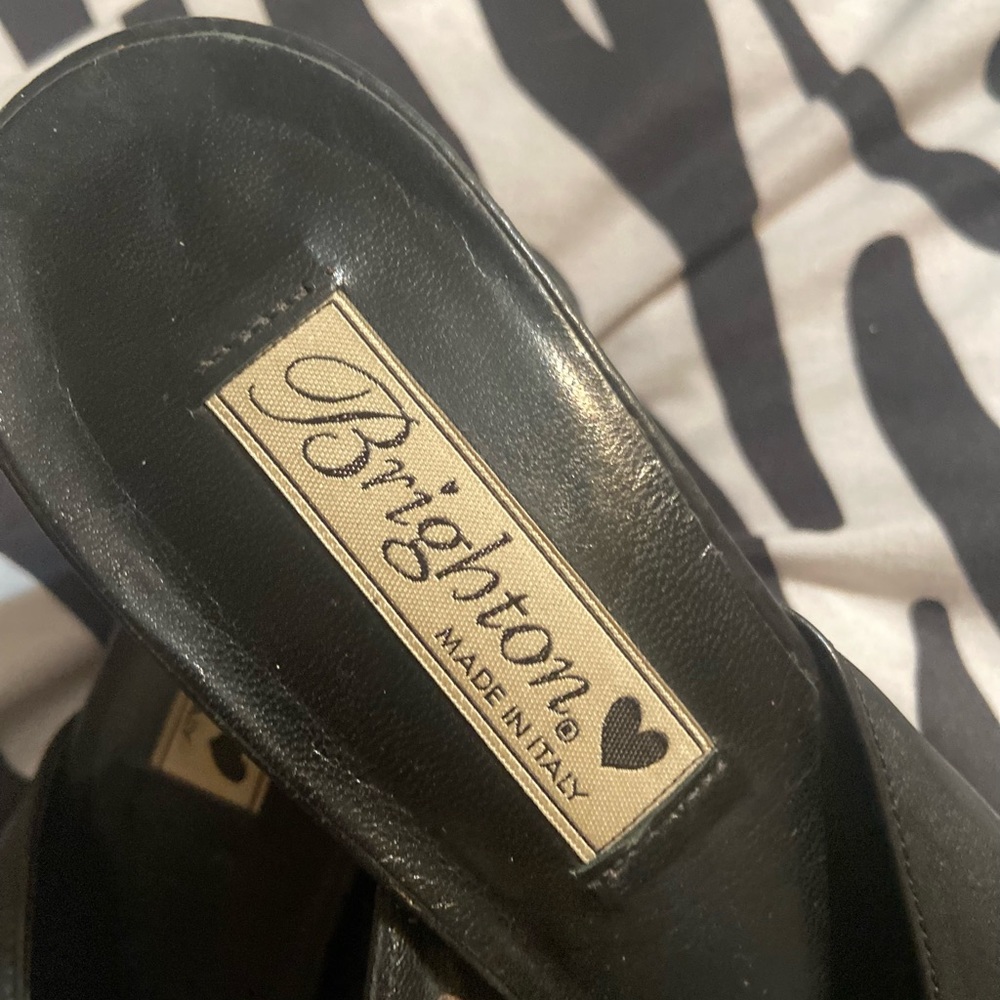 Brighton made in Italy leather slides size 8 1/2 - Picture 3 of 6